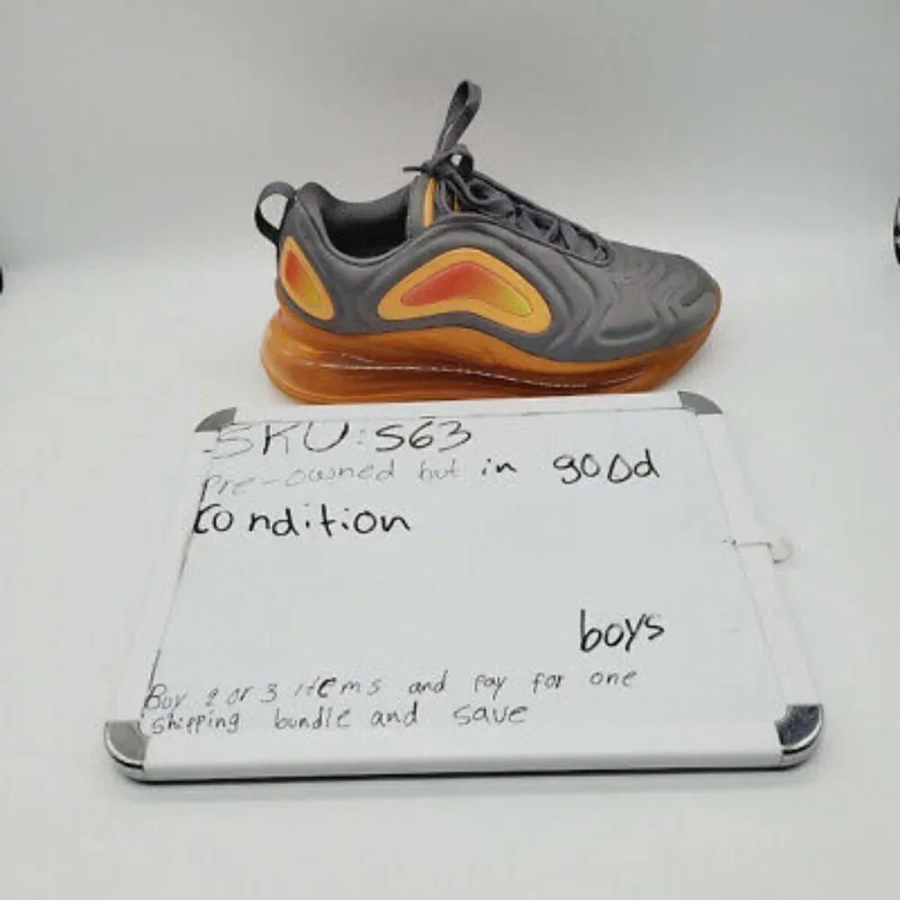 Nike Air Max 720 Round‎ Toe Lace Up Athletic Shoes